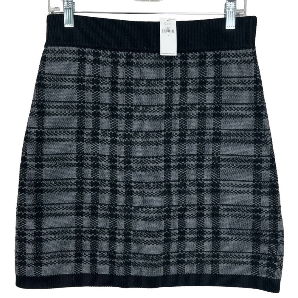NWT Banana Republic Black Plaid Knit Skirt sz S Dark Academia Baddie Biker
